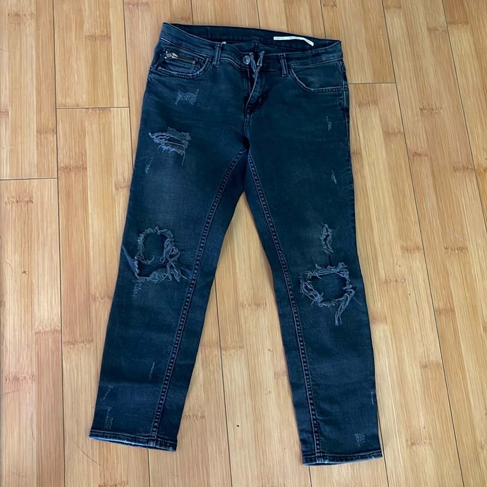 Zara women’s black jeans size 4